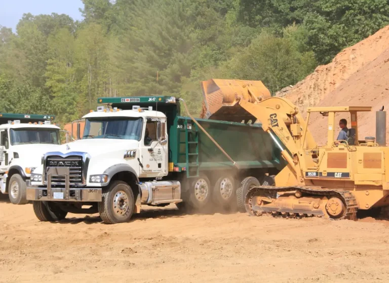 Dump Truck Hualing Service Case Study Image 1